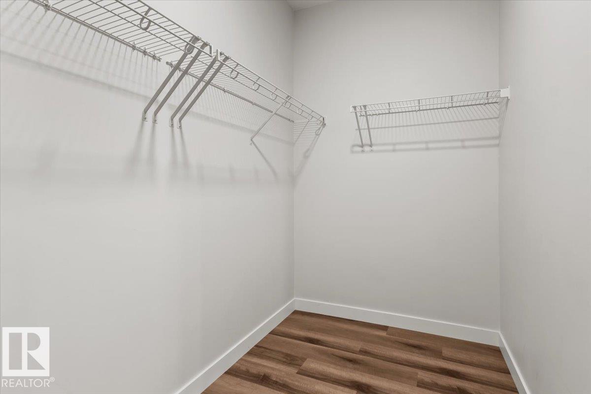 9340 226 ST NW - 12