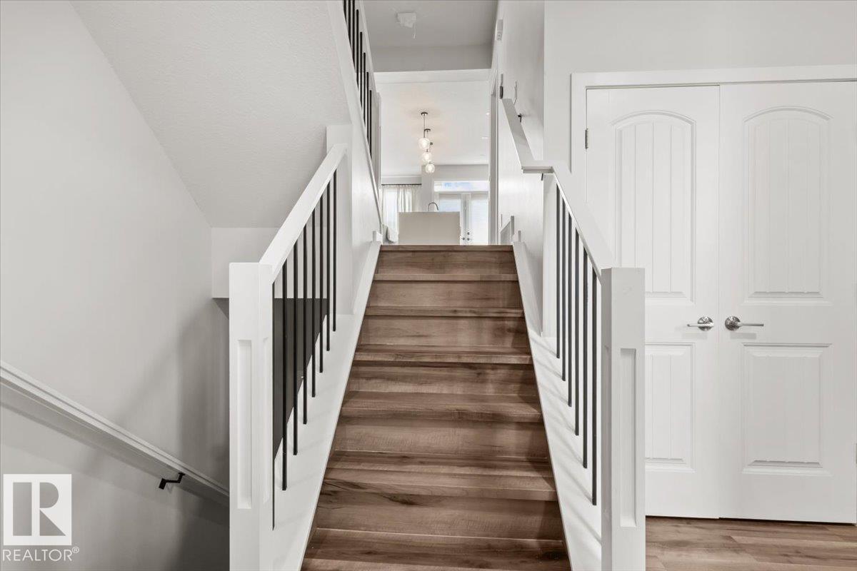 9340 226 ST NW - 14