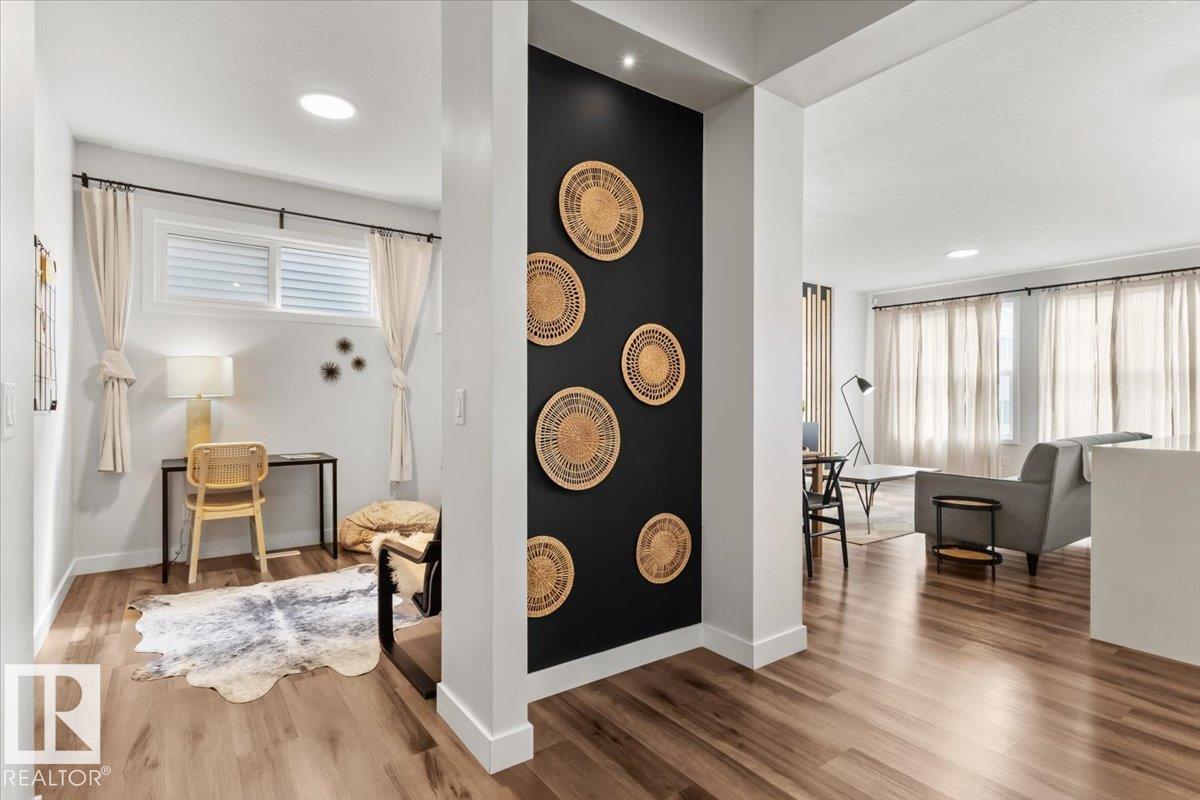 9340 226 ST NW - 15
