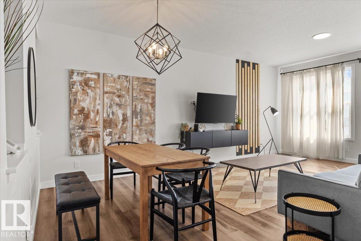 9340 226 ST NW - 28