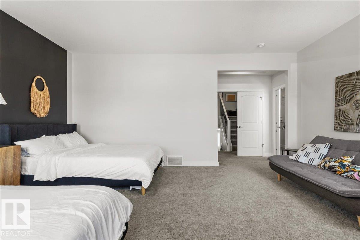 9340 226 ST NW - 35
