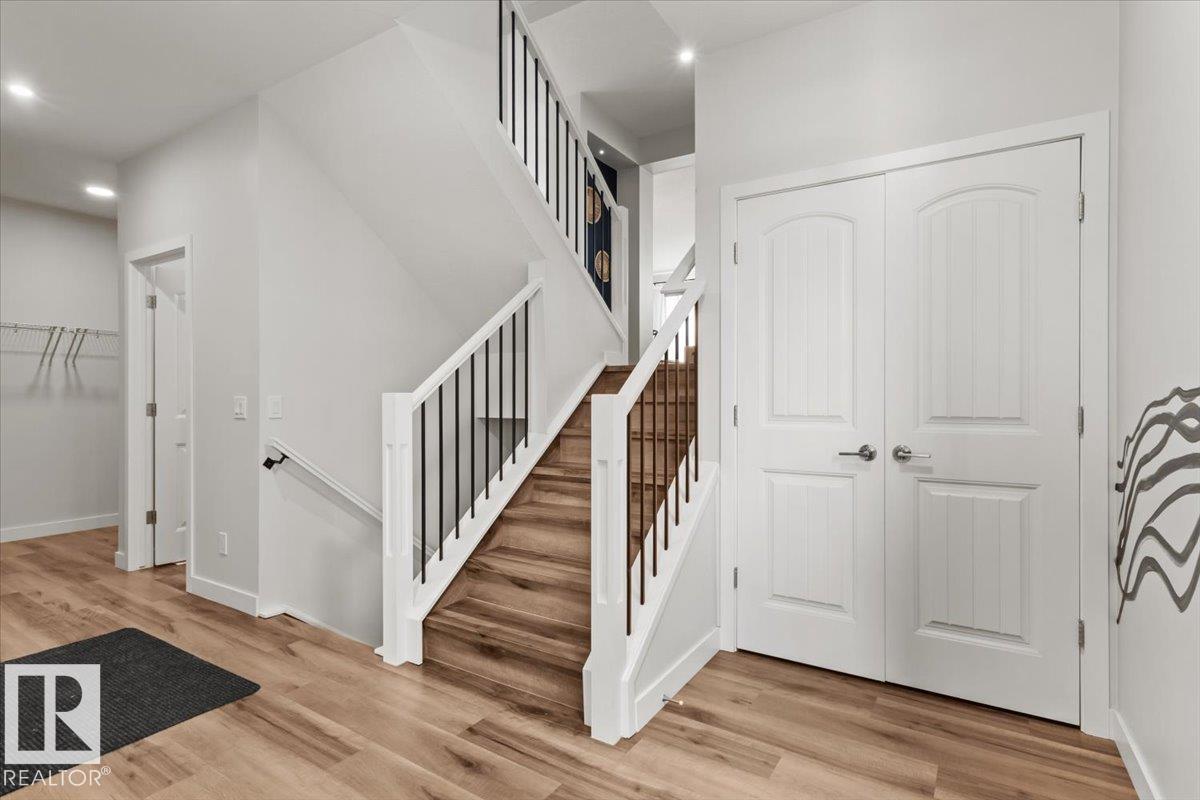 9340 226 ST NW - 6