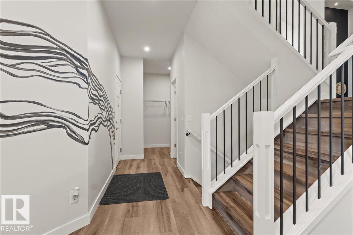 9340 226 ST NW - 7