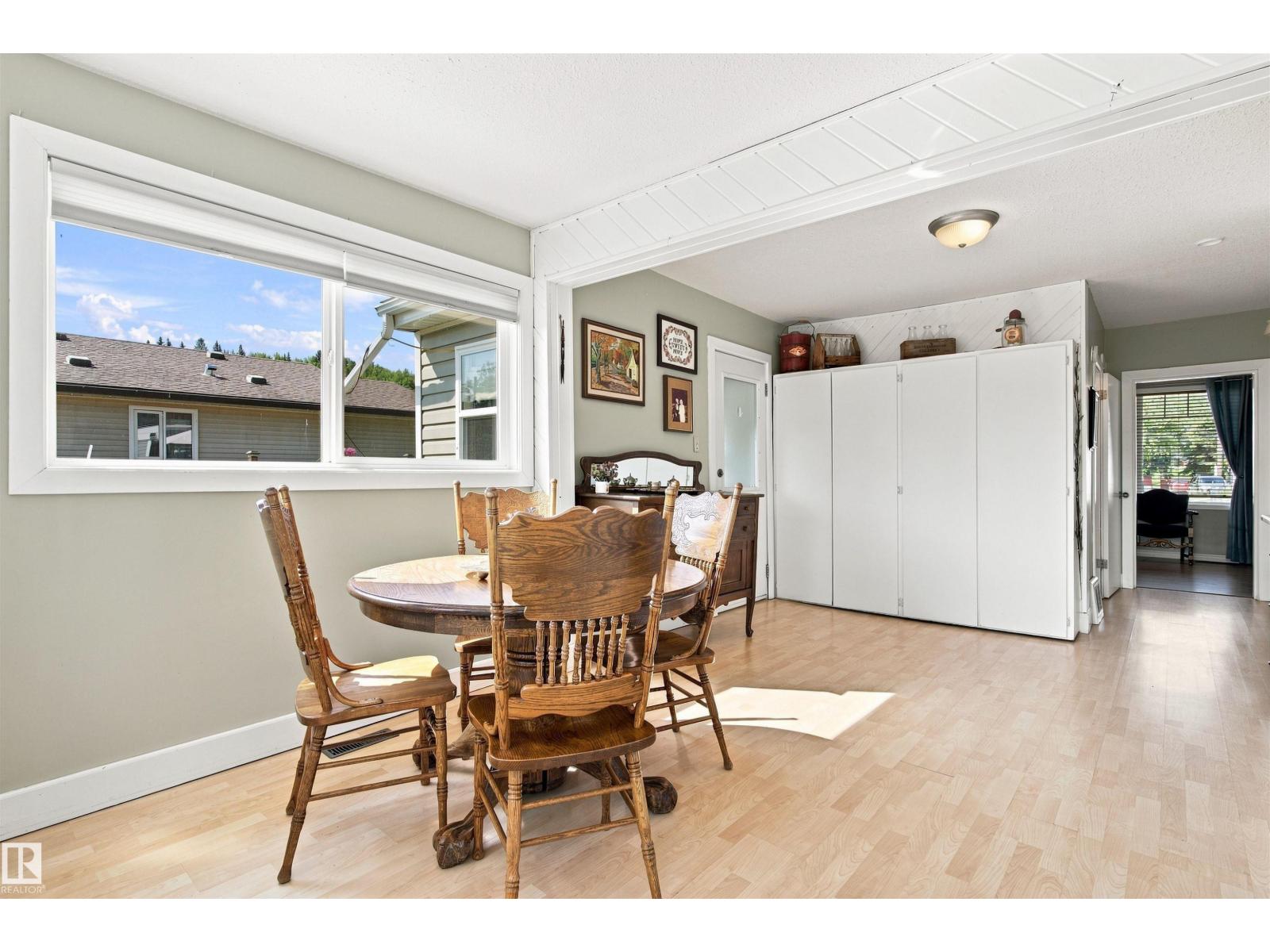 4718 49 ST - Image 18