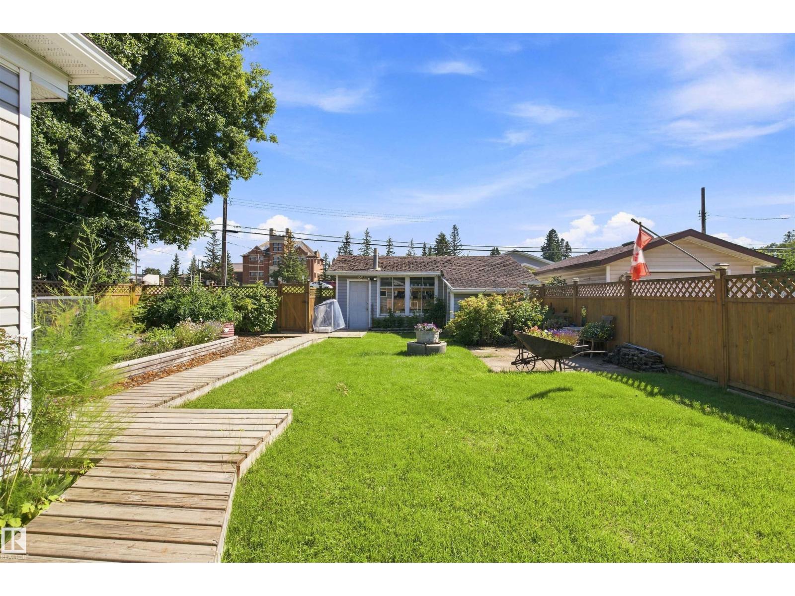 4718 49 ST - Image 37