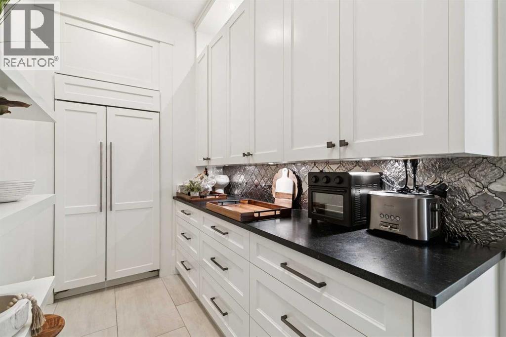 1623 49 Avenue SW - Image 14