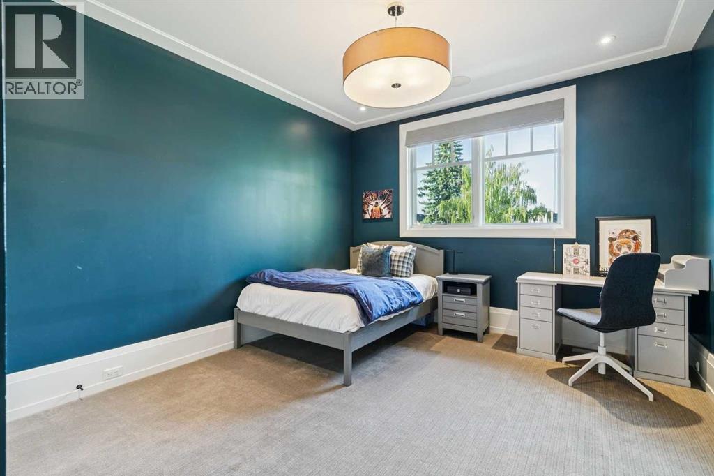 1623 49 Avenue SW - Image 36