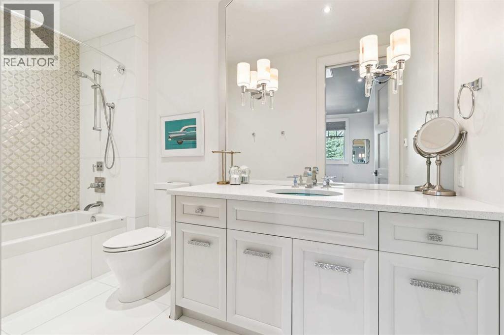 1623 49 Avenue SW - Image 33