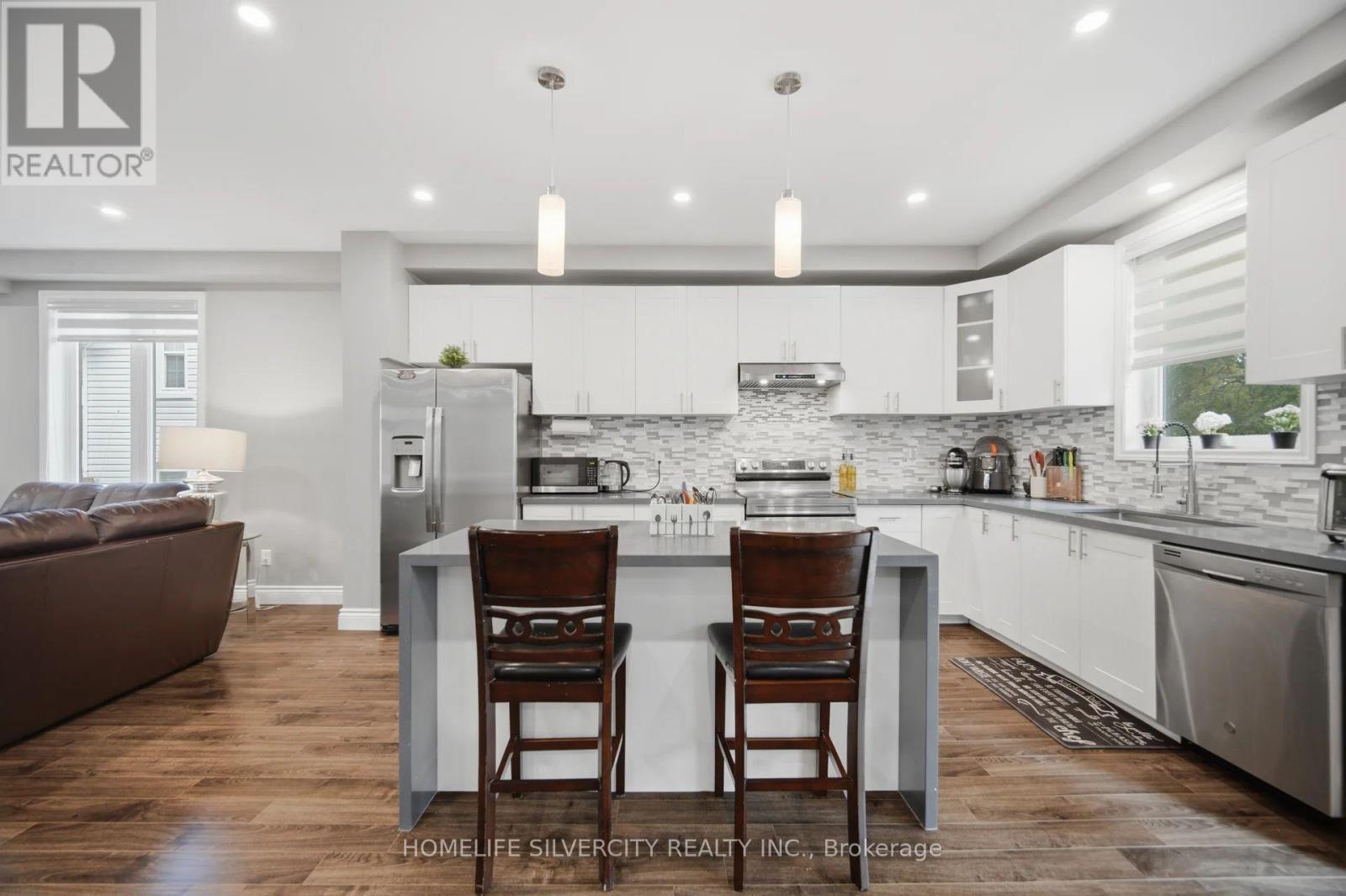 165 ST ANDREWS STREET W - 13