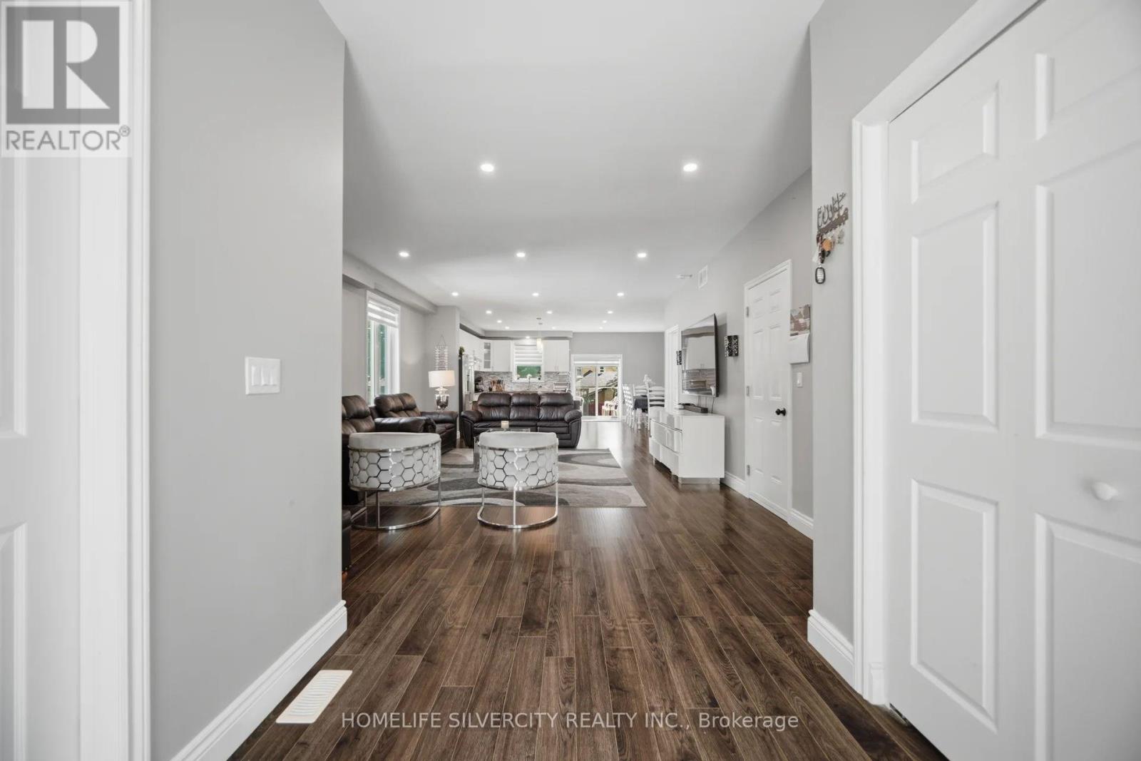 165 ST ANDREWS STREET W - 5