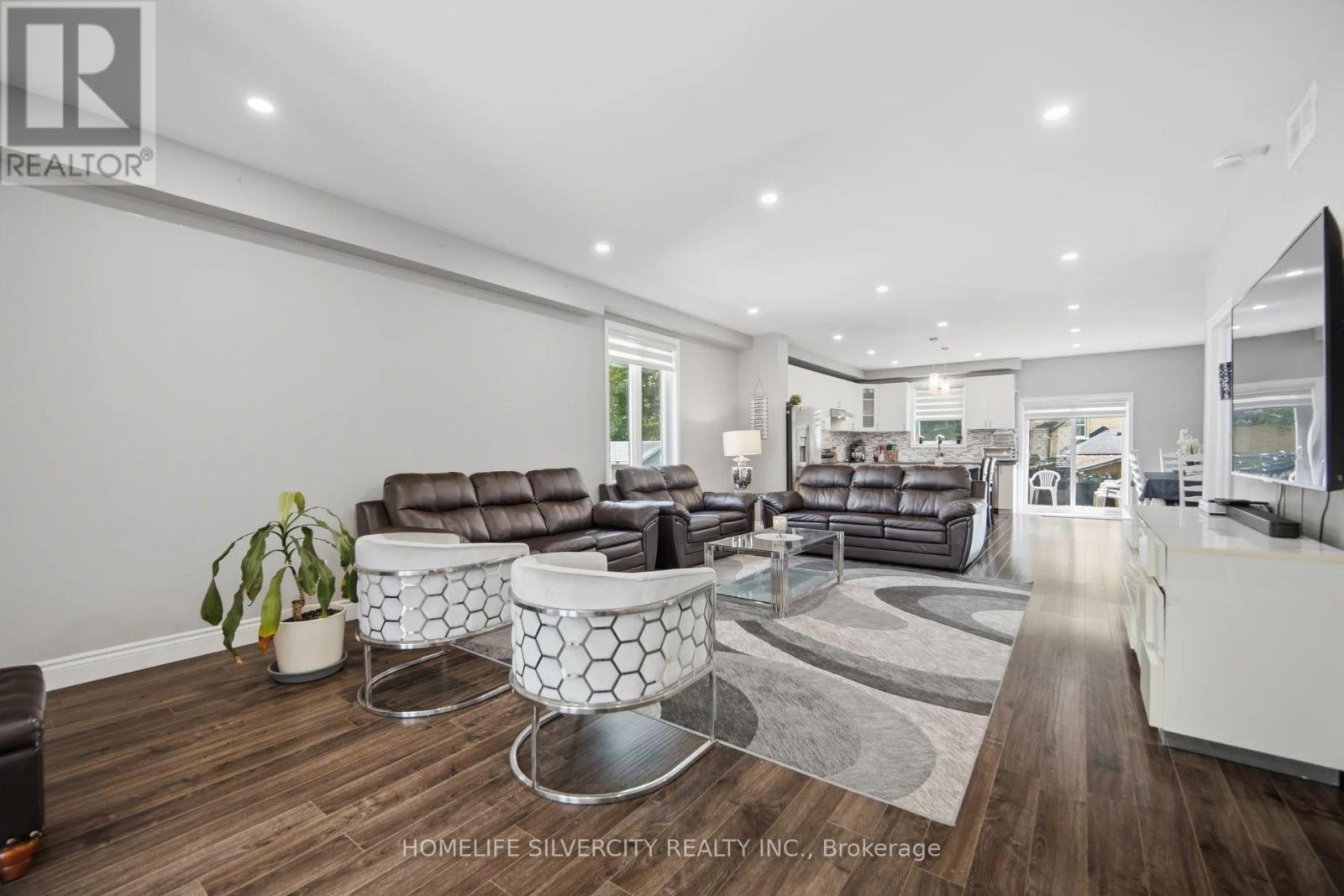 165 ST ANDREWS STREET W - 6