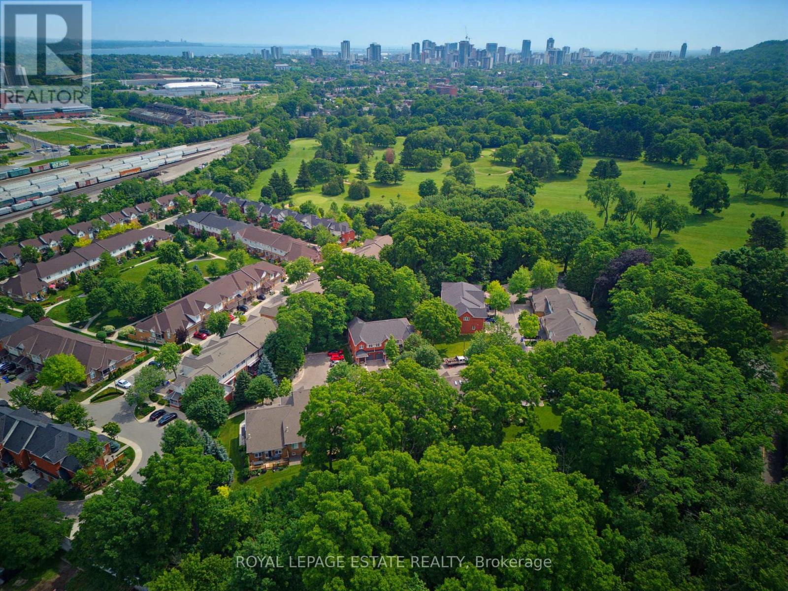 #20 120 BEDDOE DRIVE - Image 29