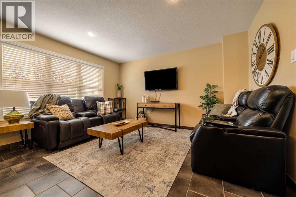 #2 418 Couleecreek Boulevard S - Image 15
