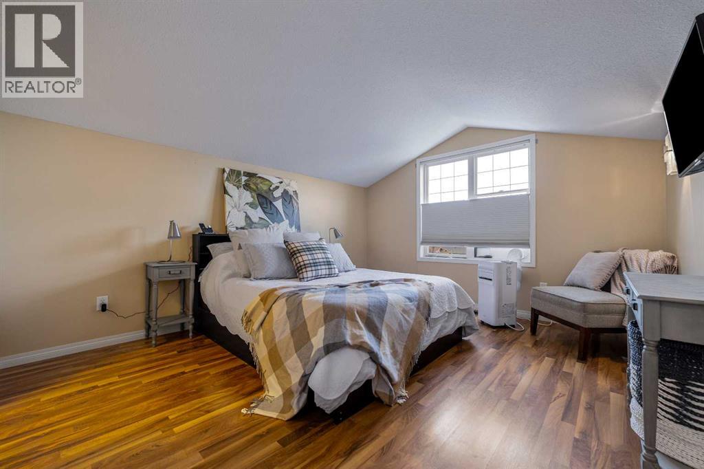 #2 418 Couleecreek Boulevard S - Image 30