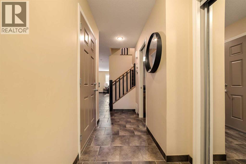 #2 418 Couleecreek Boulevard S - Image 4