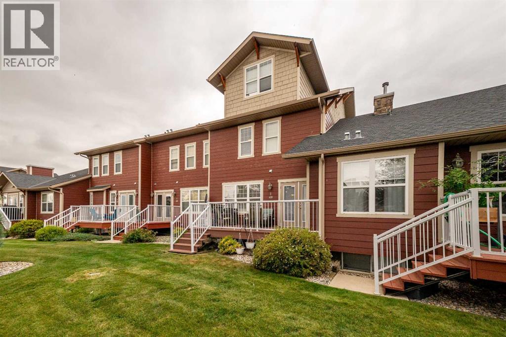 #2 418 Couleecreek Boulevard S - 50