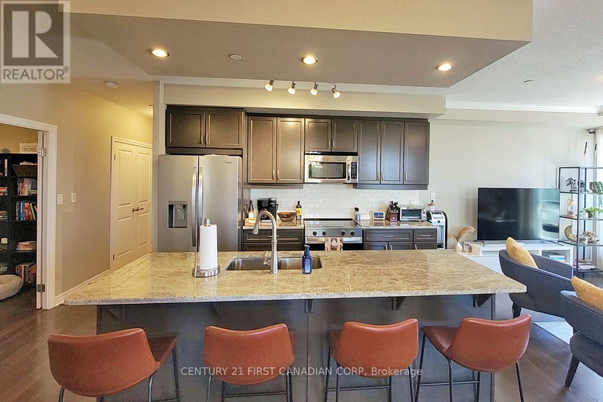 #809 330 RIDOUT STREET N - Image 6
