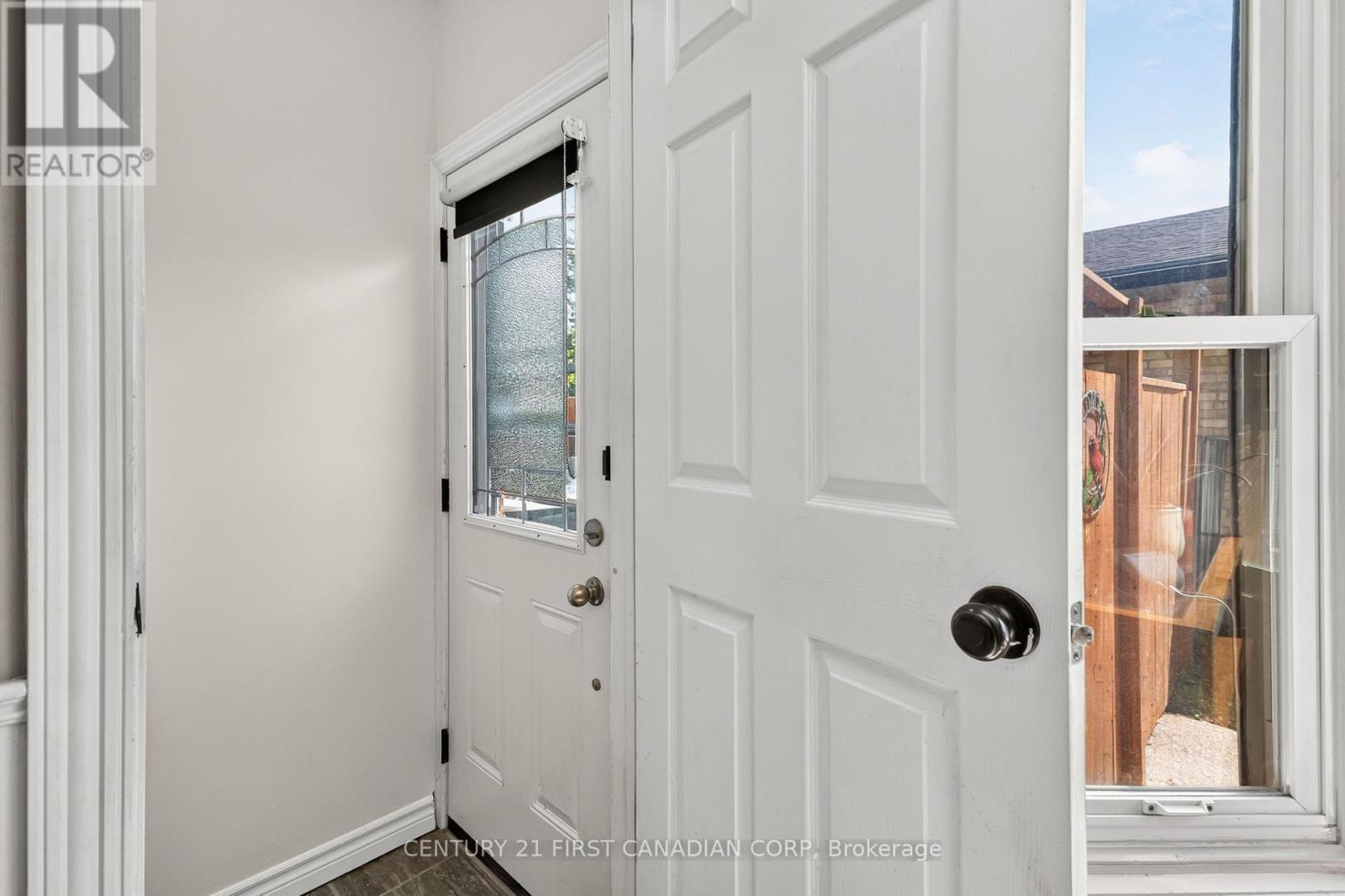 138 HARDING CRESCENT - 18