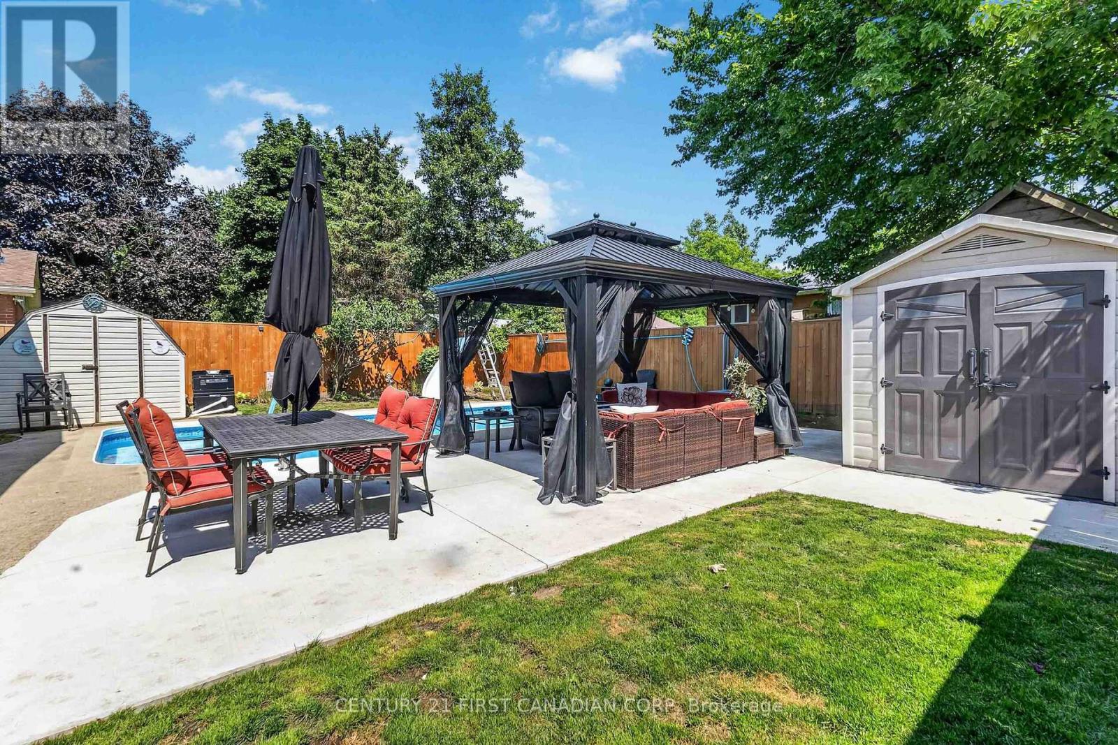 138 HARDING CRESCENT - Image 31