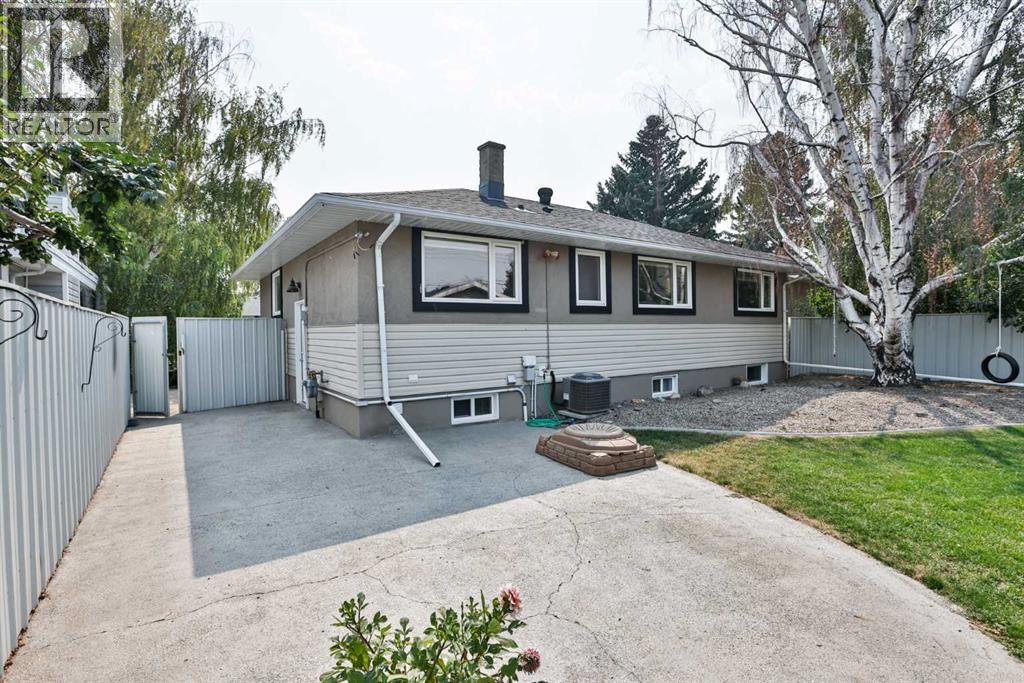 1609 17 Avenue S - Image 3