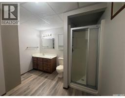 216 3rd Avenue E, Eatonia, SK S0L0Y0 Photo 32