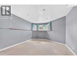 337 Diefenbaker Drive, Fort Mcmurray, AB T9K2K1 Photo 23