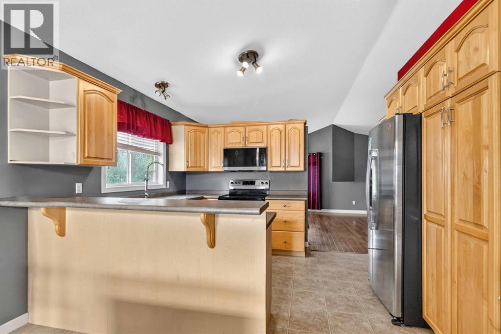 337 Diefenbaker Drive - Image 8