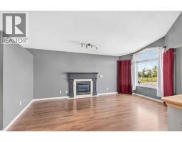 Bedroom - 337 Diefenbaker Drive, Fort Mcmurray, AB T9K2K1 Photo 7