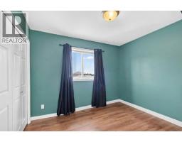 337 Diefenbaker Drive, Fort Mcmurray, AB T9K2K1 Photo 13