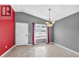 337 Diefenbaker Drive, Fort Mcmurray, AB T9K2K1 Photo 10