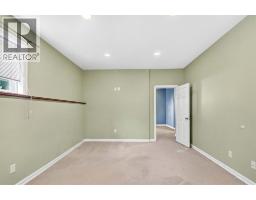 337 Diefenbaker Drive, Fort Mcmurray, AB T9K2K1 Photo 25
