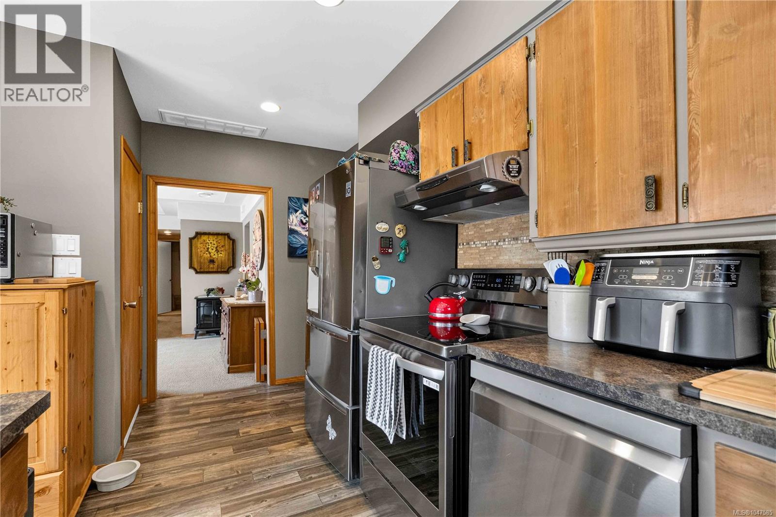 284 Prospect Lake Rd - 12