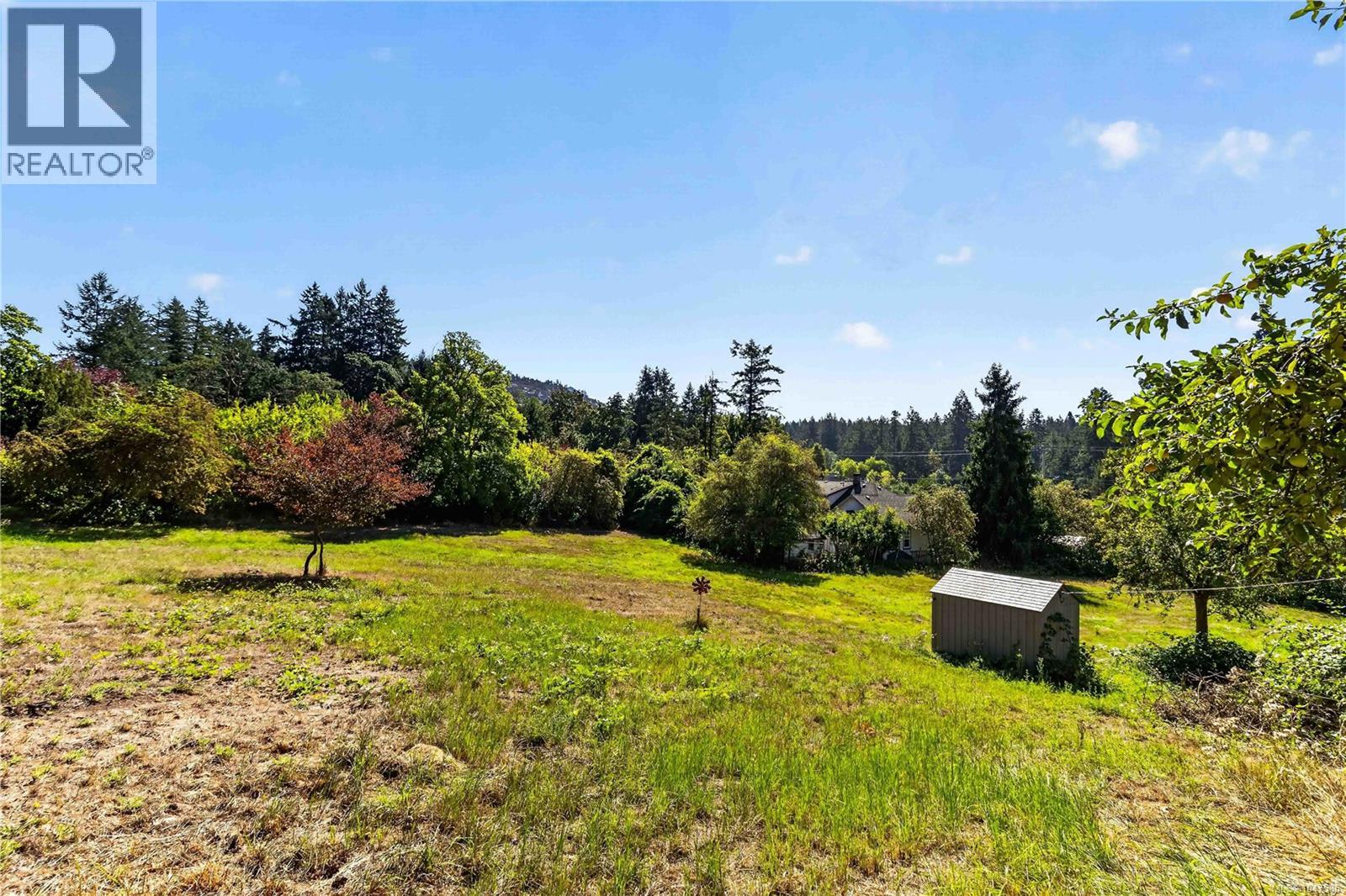 284 Prospect Lake Rd, Saanich