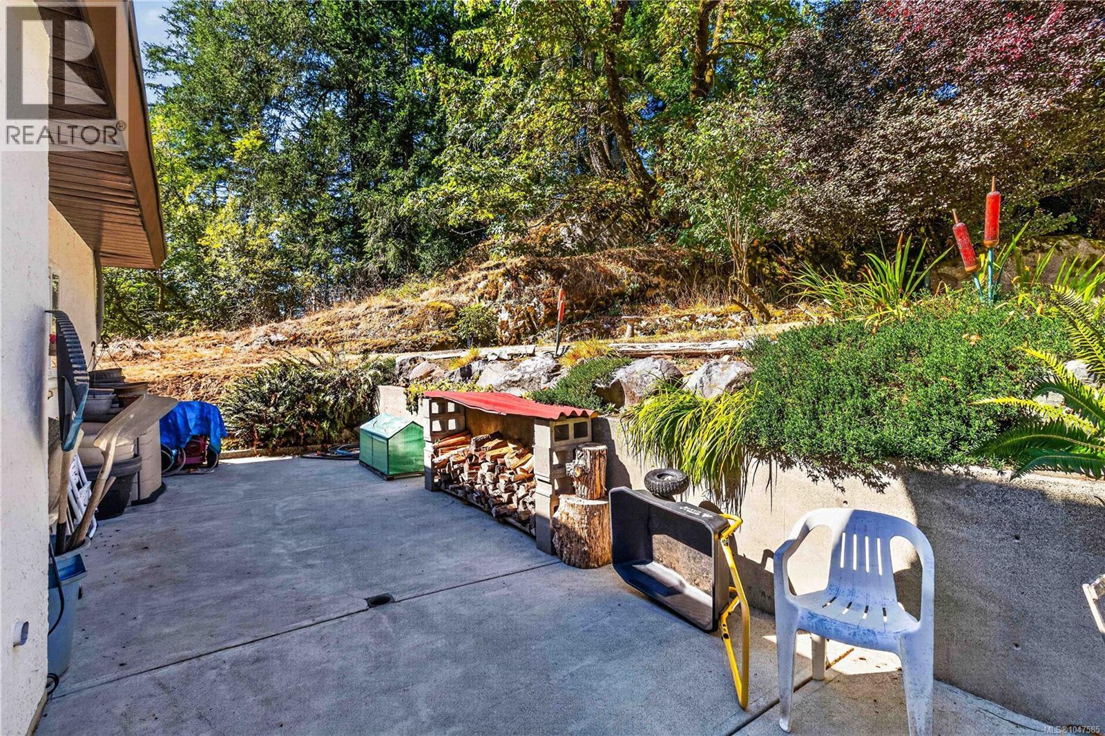 284 Prospect Lake Rd, Saanich