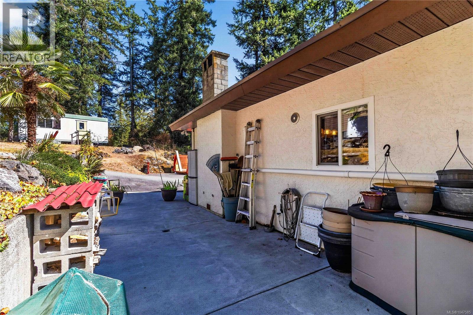 284 Prospect Lake Rd, Saanich