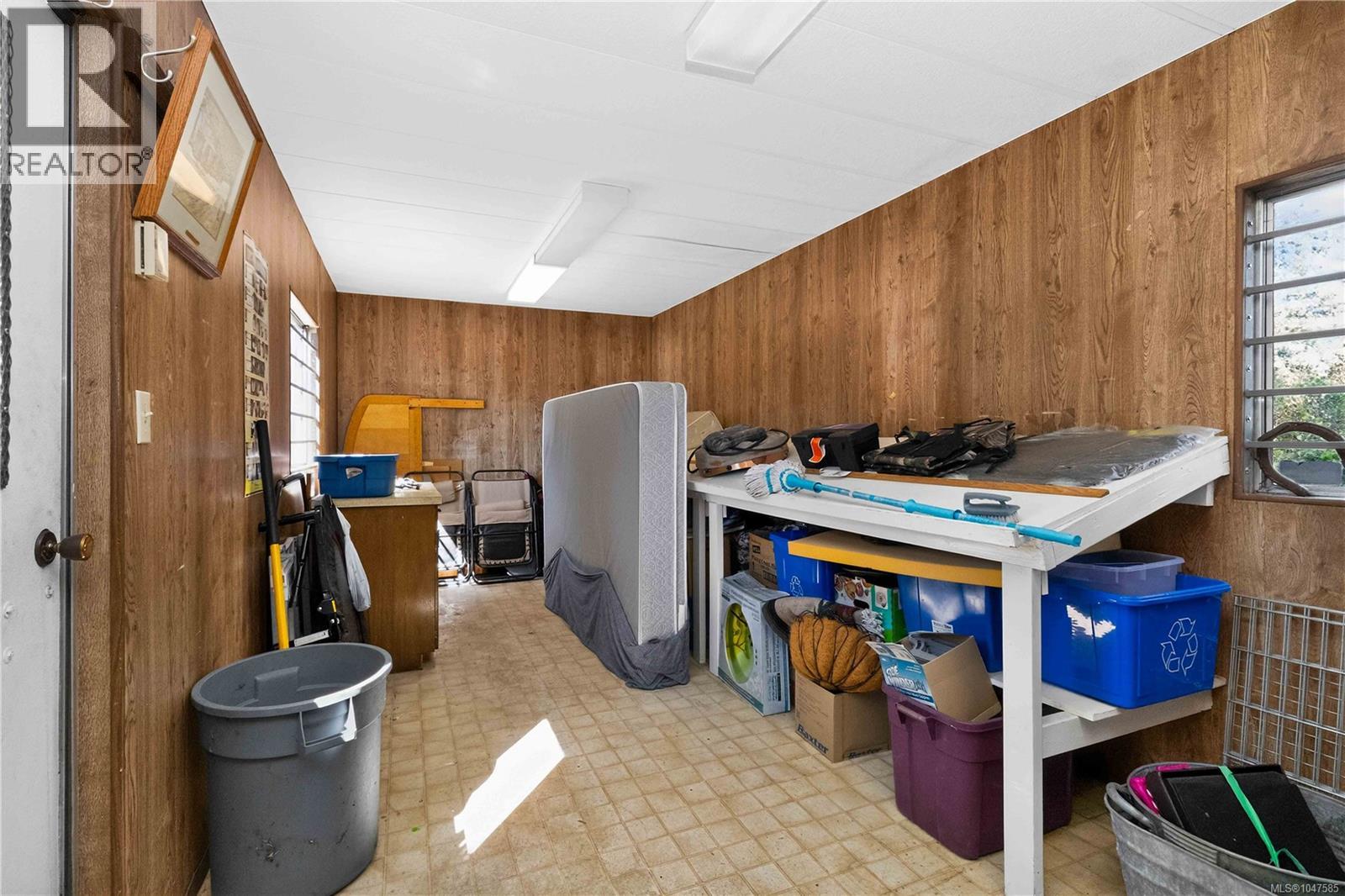 284 Prospect Lake Rd, Saanich