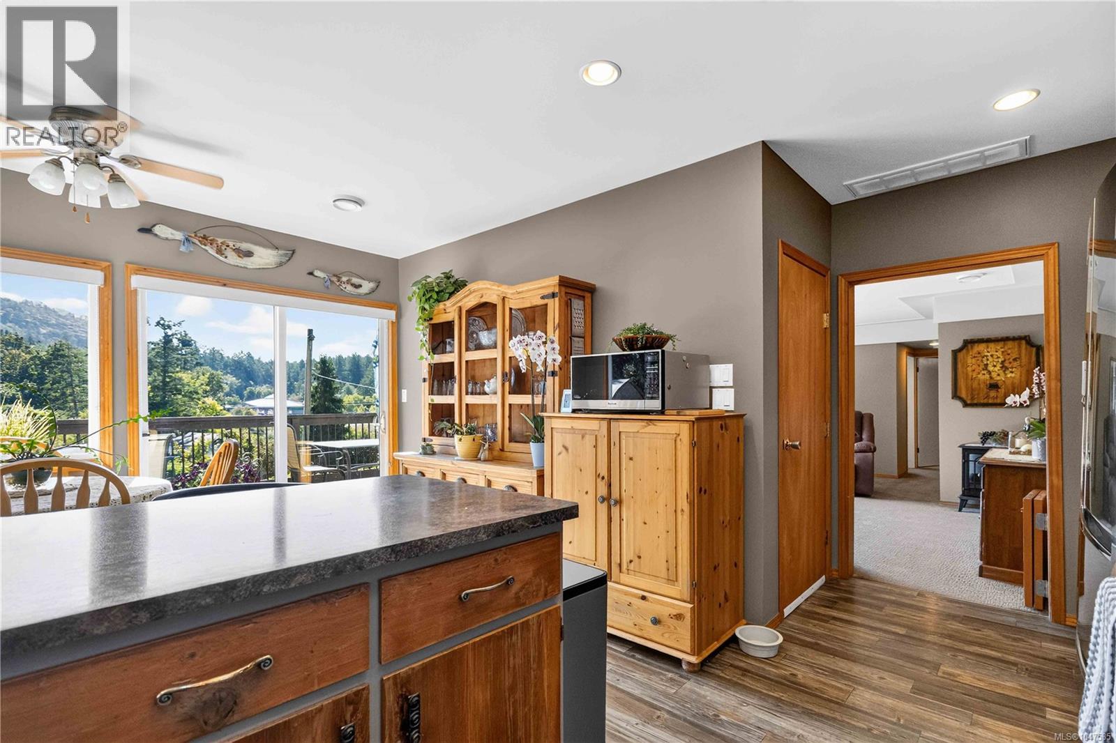 284 Prospect Lake Rd - 9