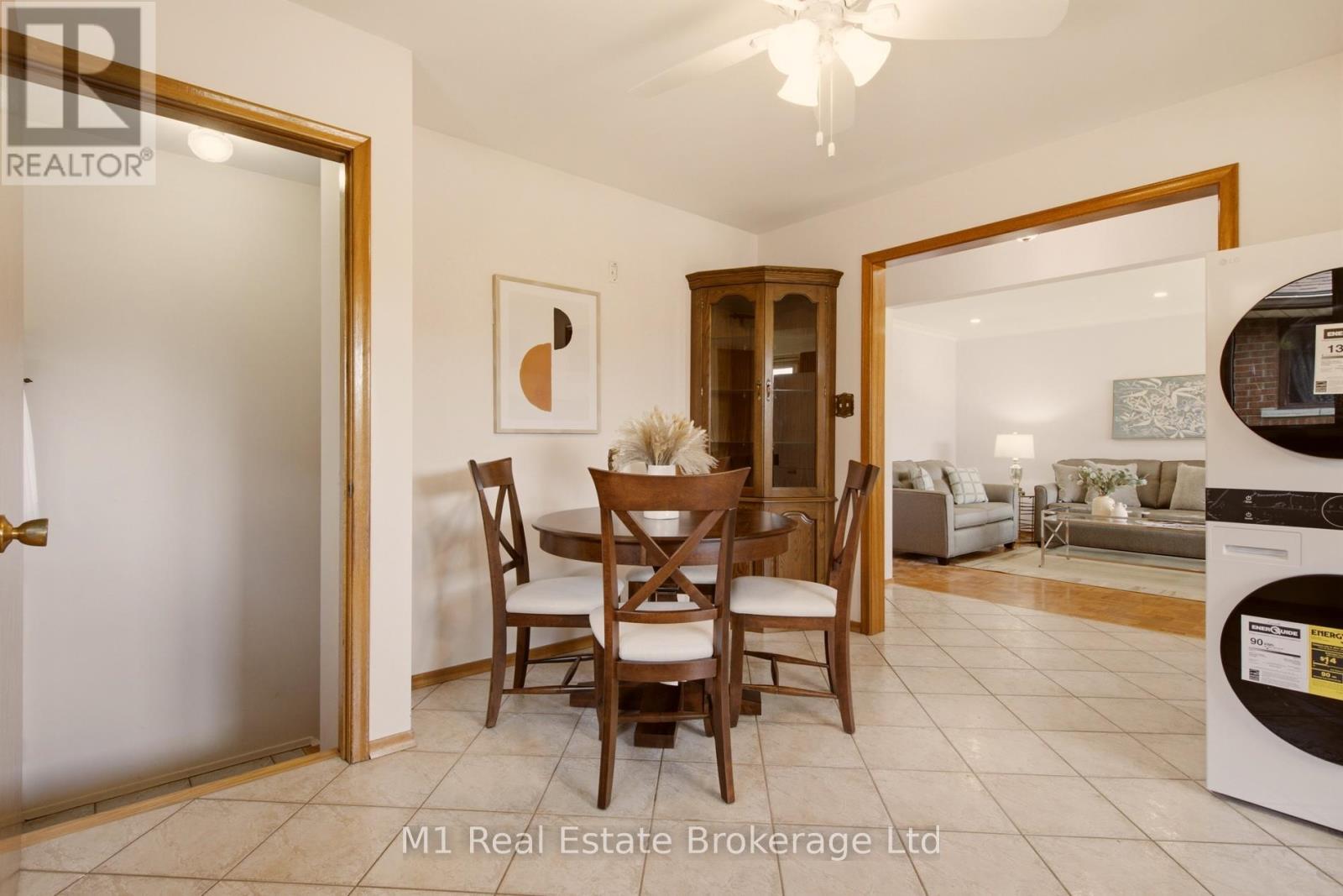 27 PALERMO CRESCENT - Image 13