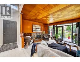 4pc Bathroom - 348 Burne Avenue, Kelowna, BC V1Y5P1 Photo 6