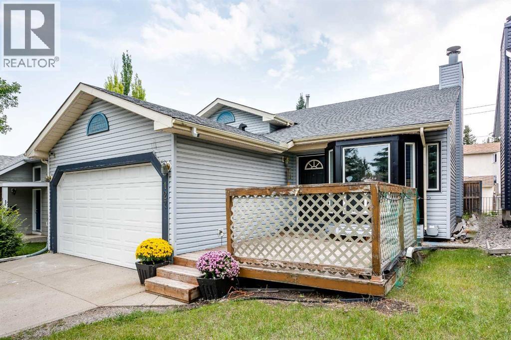 127 Shawinigan Drive SW - 2