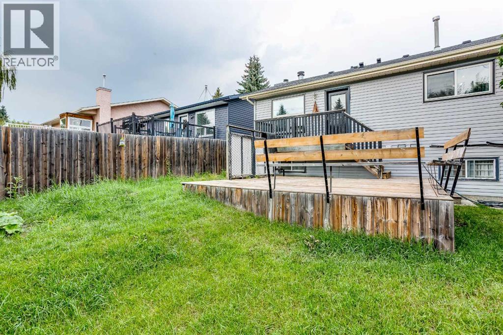 127 Shawinigan Drive SW - 8