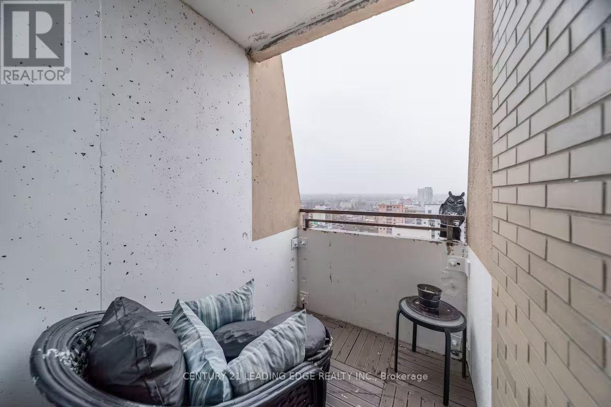 #1805 380 KING STREET - Image 29