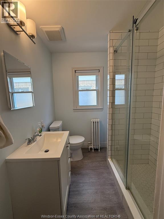 1039 PARENT AVENUE - 14