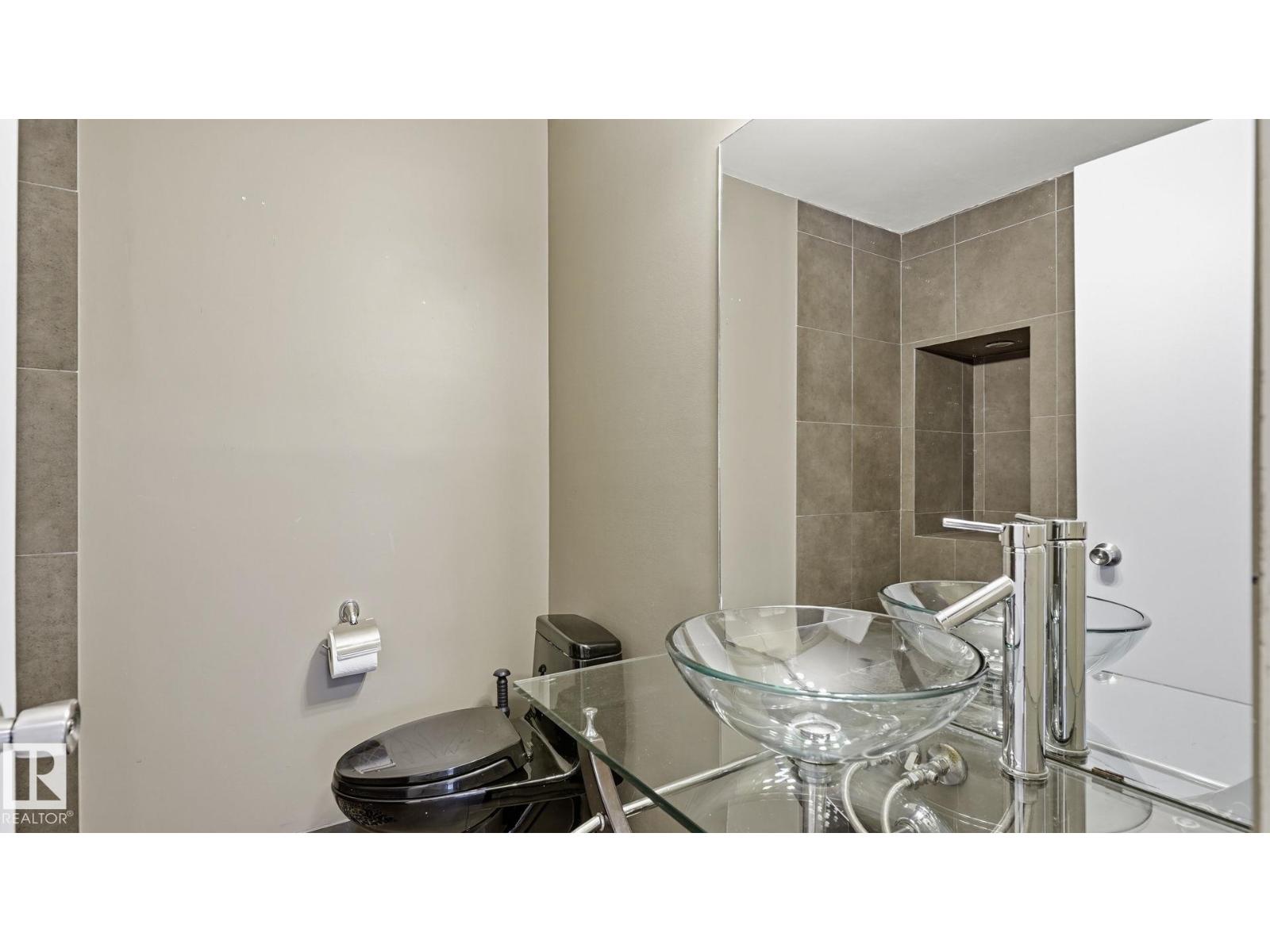 9216 93 ST - Image 28