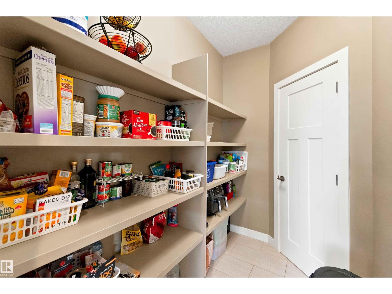 453 MEADOWVIEW DR - Image 21