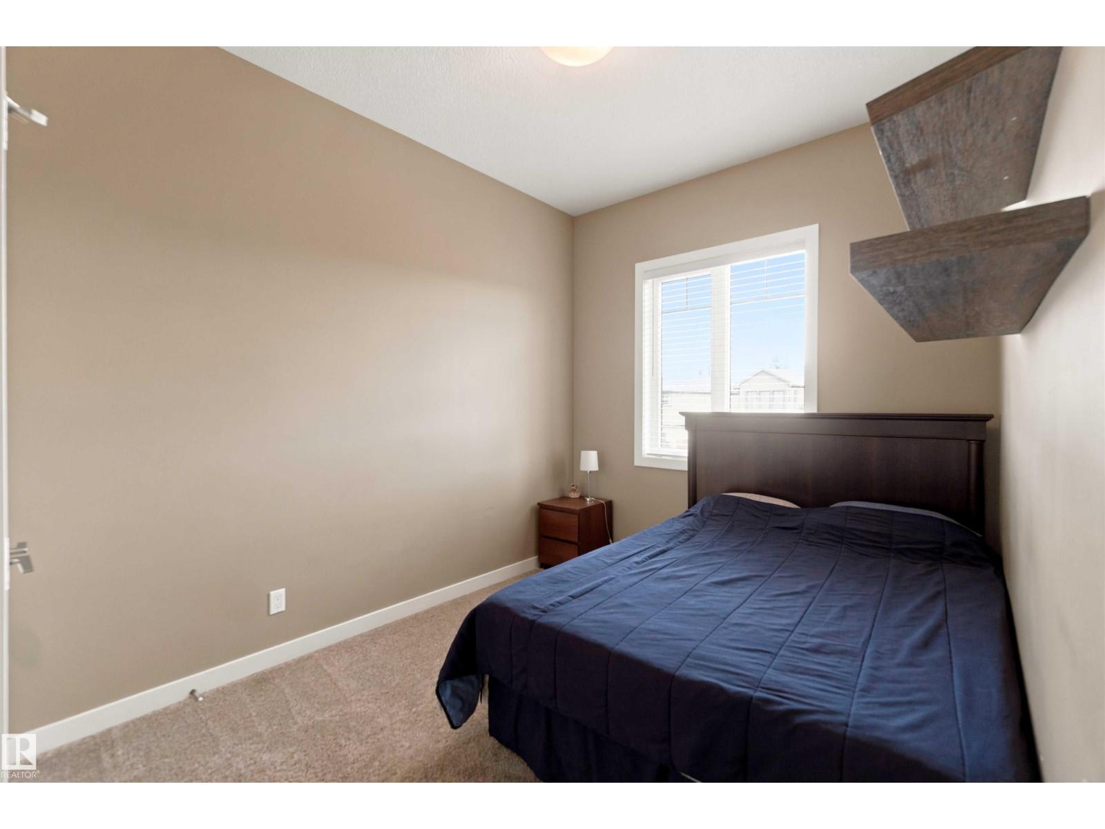 453 MEADOWVIEW DR - Image 30