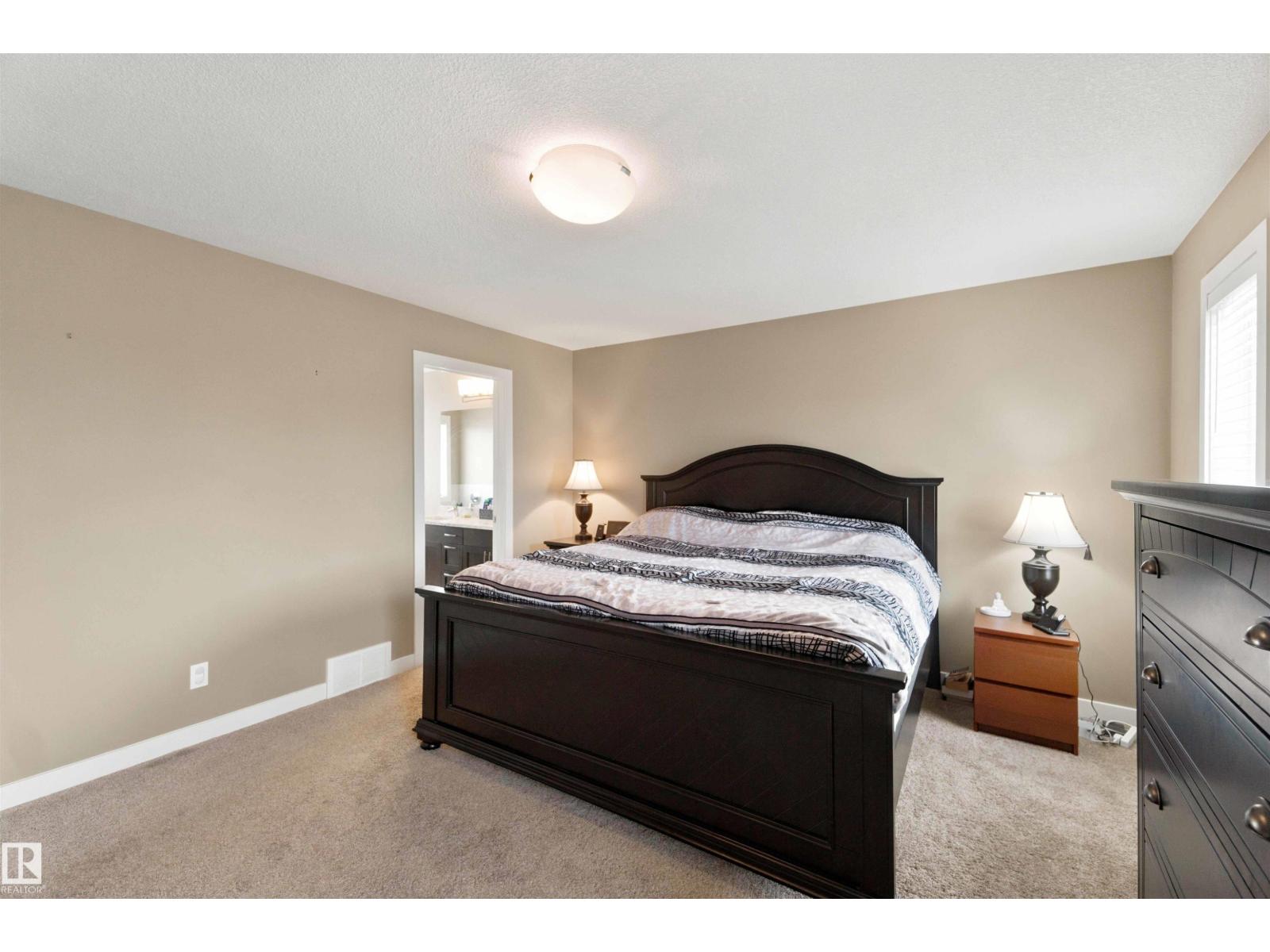 453 MEADOWVIEW DR - 39
