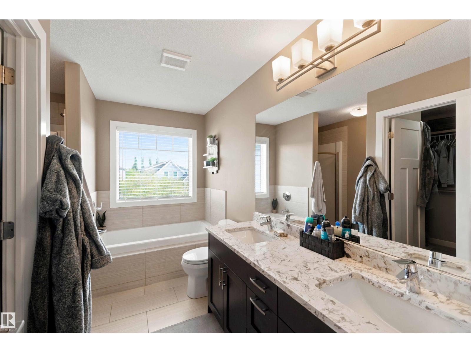 453 MEADOWVIEW DR - Image 41