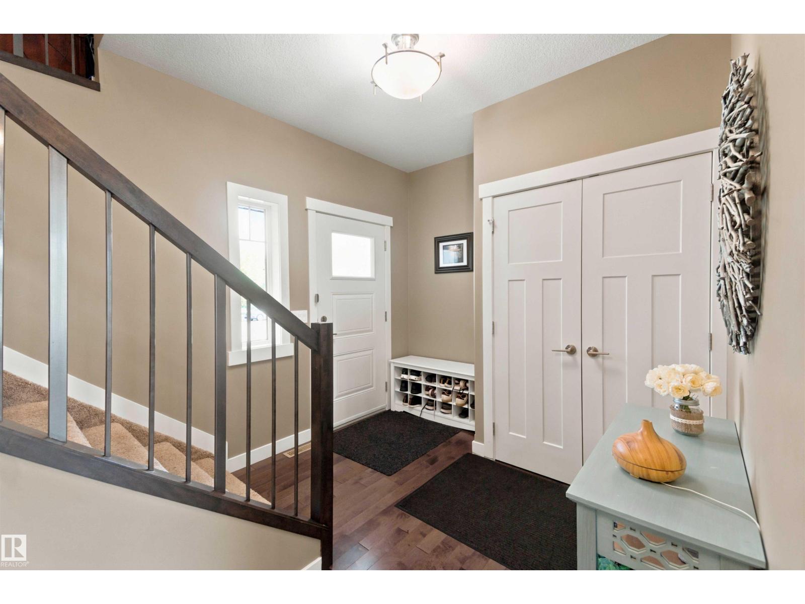 453 MEADOWVIEW DR - Image 5
