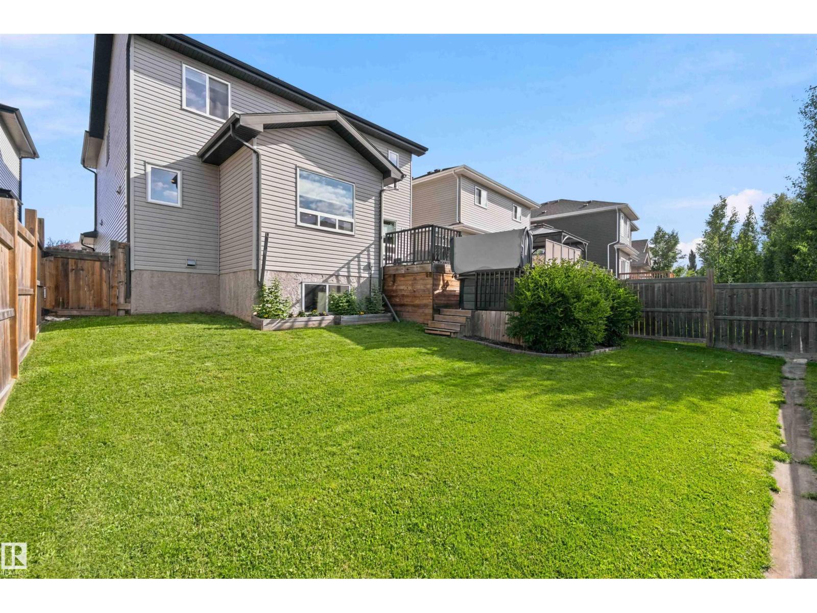 453 MEADOWVIEW DR - 51
